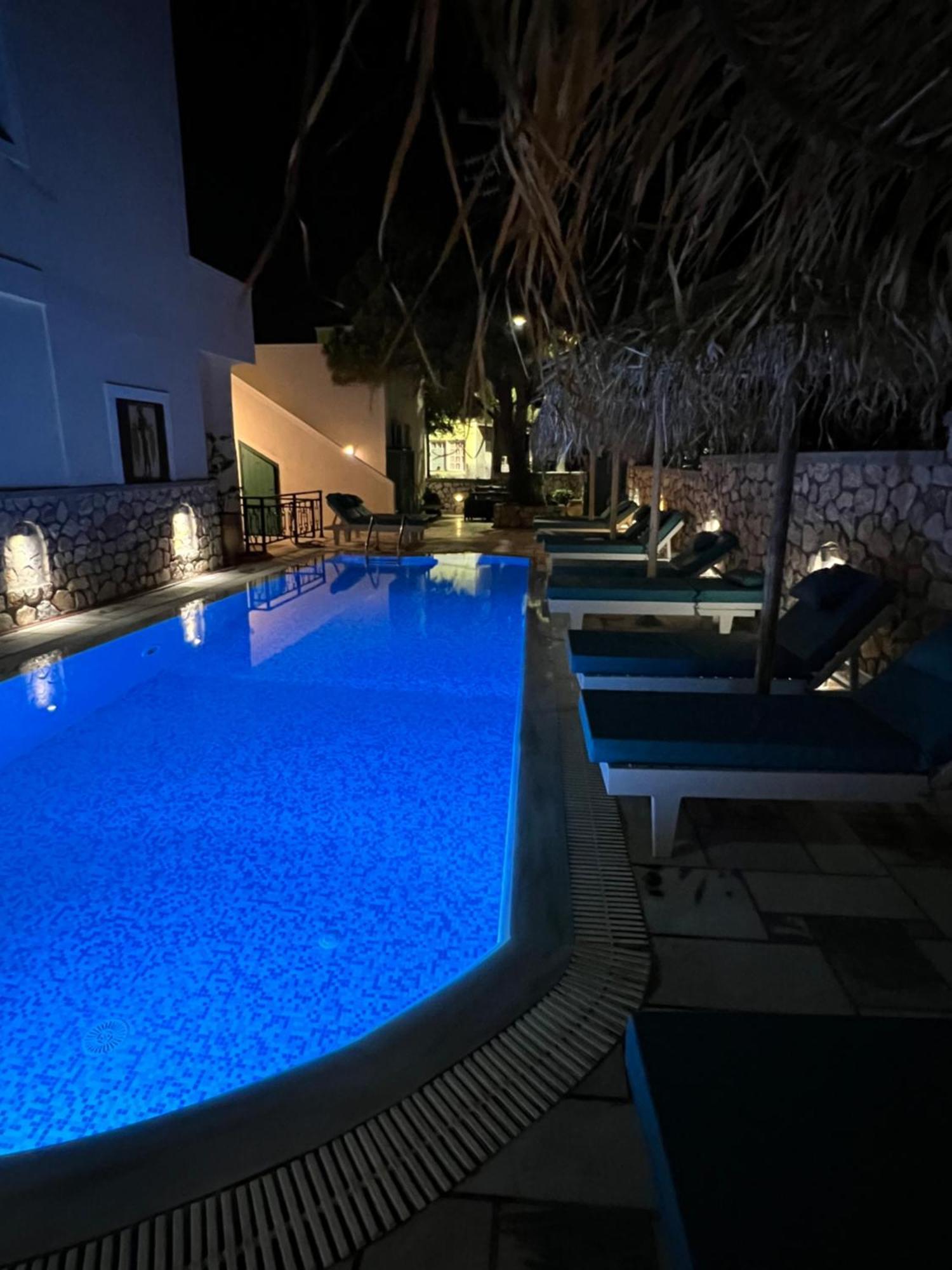 Santa Magia Otel Kamári Dış mekan fotoğraf
