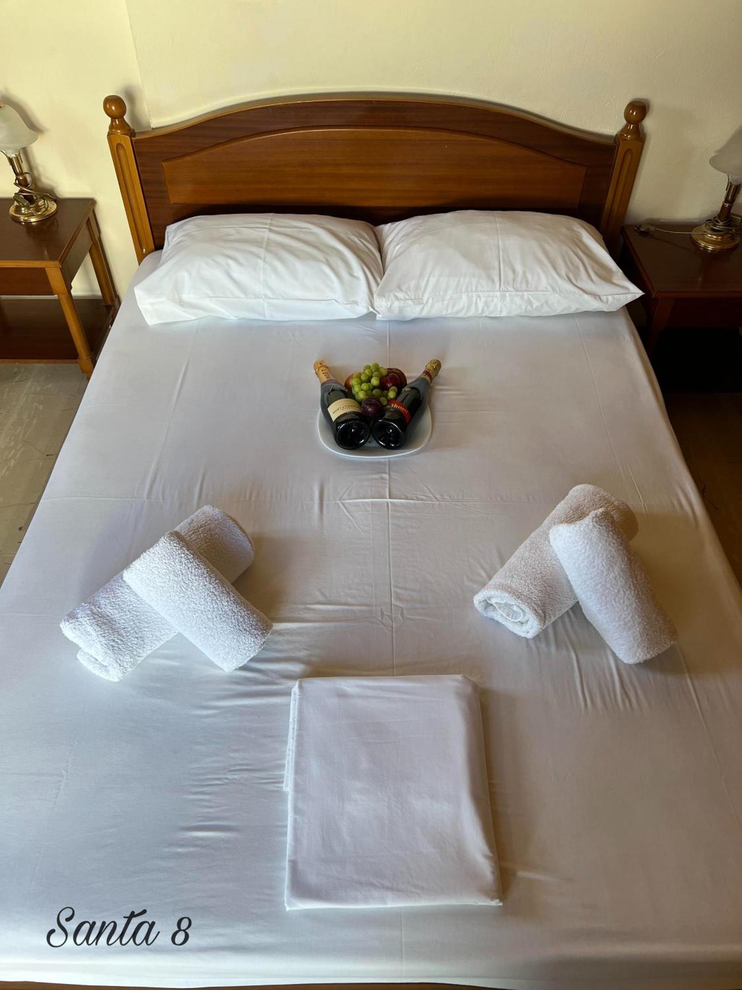 Santa Magia Otel Kamári Dış mekan fotoğraf